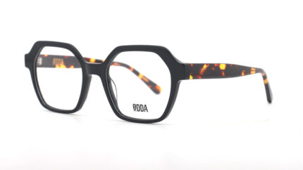 gafa de vista de forma hexagonal con frontal negro y varillas en havana