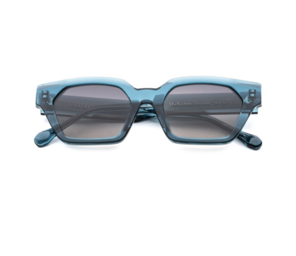 gafa de mujer con forma alargada cat-eye de acetato y color azul