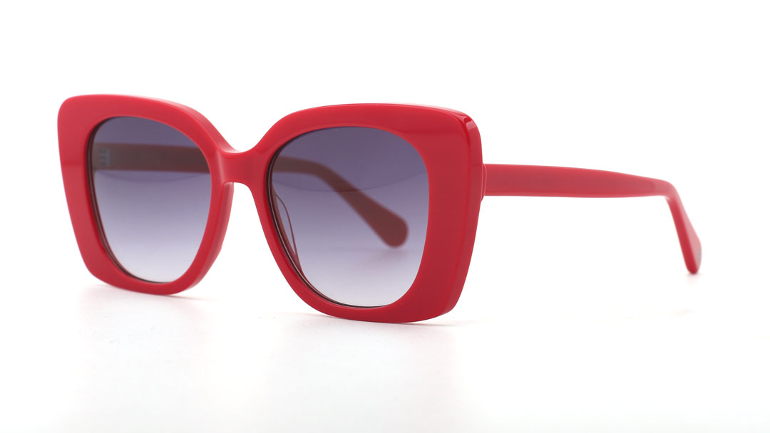 gafa de sol de mujer roja cuadrada oversize de pasta